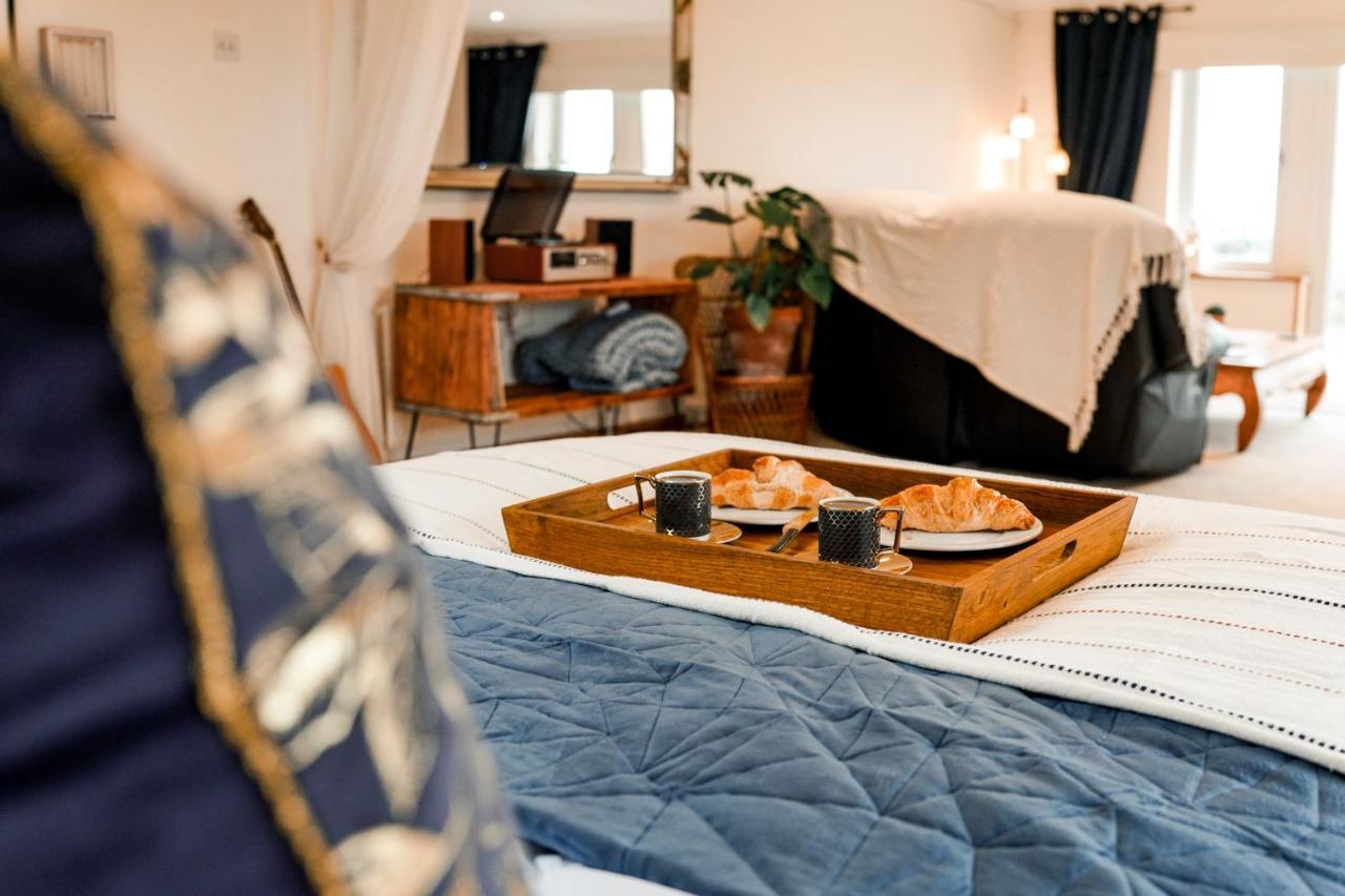 Spacious Sea-View Apt. Overlooking St Ives Bay Gwithian Extérieur photo