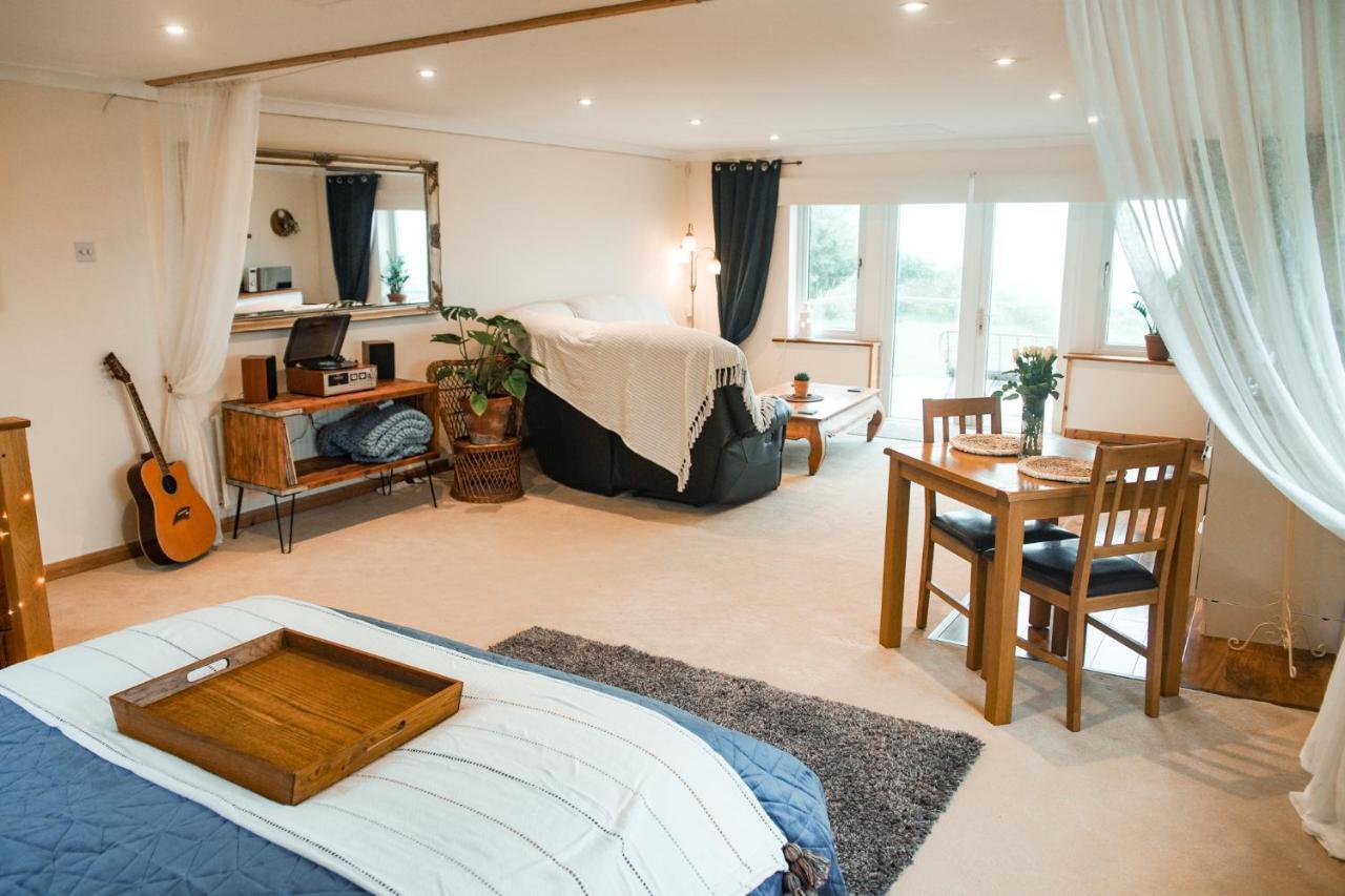 Spacious Sea-View Apt. Overlooking St Ives Bay Gwithian Extérieur photo